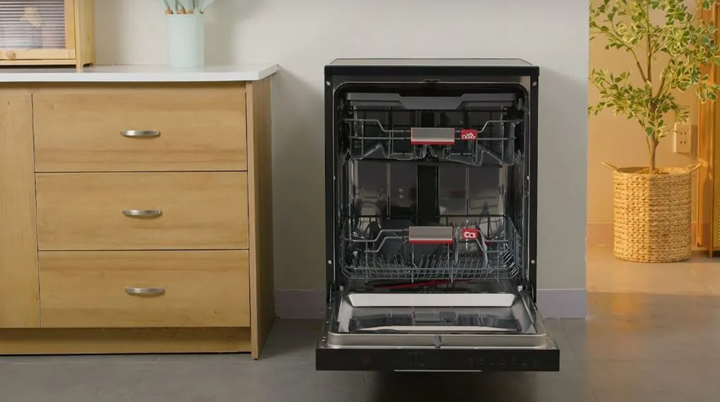 Máy rửa chén Toshiba DW-15F8(B)-VN độ ồn 43 dB