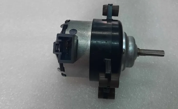 Thay thế motor quạt dàn lạnh để khắc phục lỗi H6 máy lạnh Aqua