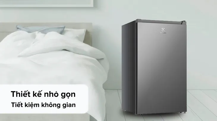 Tủ lạnh Electrolux 94 Lít sở hữu thiết kế nhỏ gọn và sang trọng phù hợp với mọi không gian sống