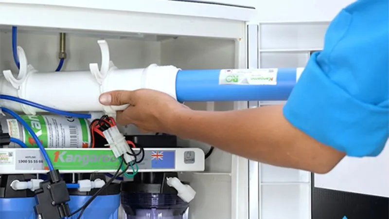 Máy lọc nước kêu to do lỗi van cơ hoặc van điện từ