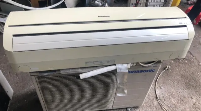 Điều hòa cũ phát ra tiếng ồn