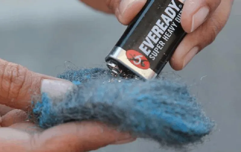 Bảng điều khiển bếp từ với các nút chức năng