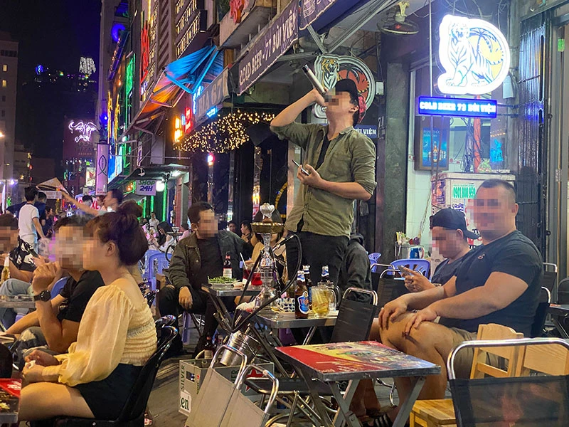 Xử Phạt Loa Kẹo Kéo: Quy Định Mới và Thách Thức Thực Thi