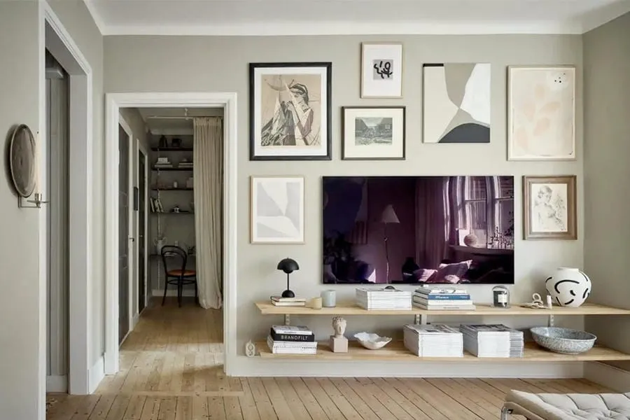 Tích hợp hệ tủ kệ và phụ kiện trang trí