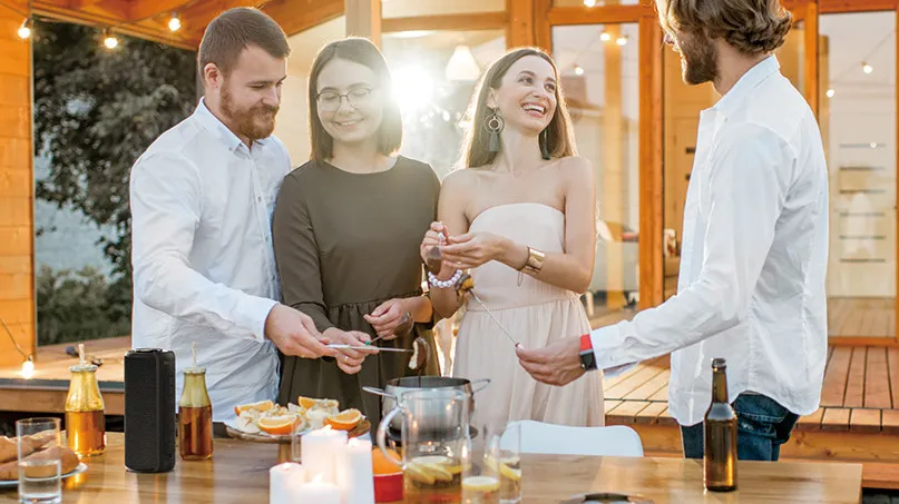 Tính năng ghép đôi TWS tạo dàn âm thanh Stereo