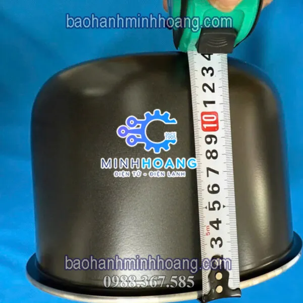 Mặt đáy ruột nồi cơm điện Panasonic SR-CP188NRA