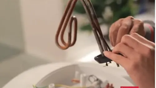 Vệ sinh và bảo dưỡng bình nóng lạnh định kỳ tại Hà Nội