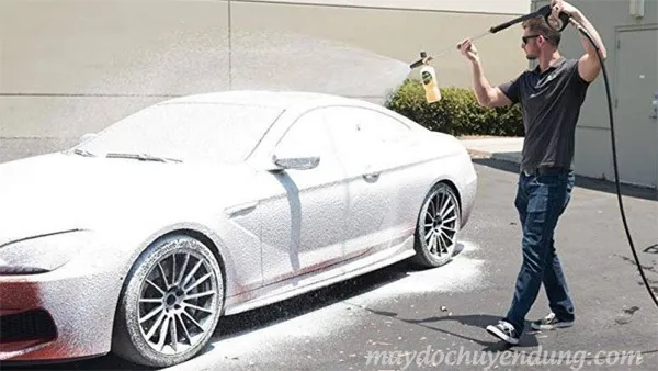 Sử dụng dây dẫn quá dài làm giảm áp lực máy rửa xe