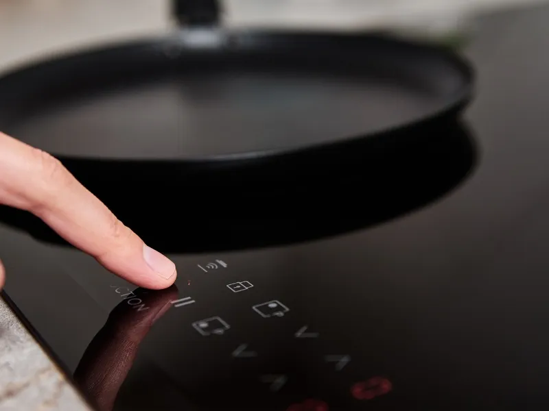 tắt nguồn bếp từ khi không còn sử dụng