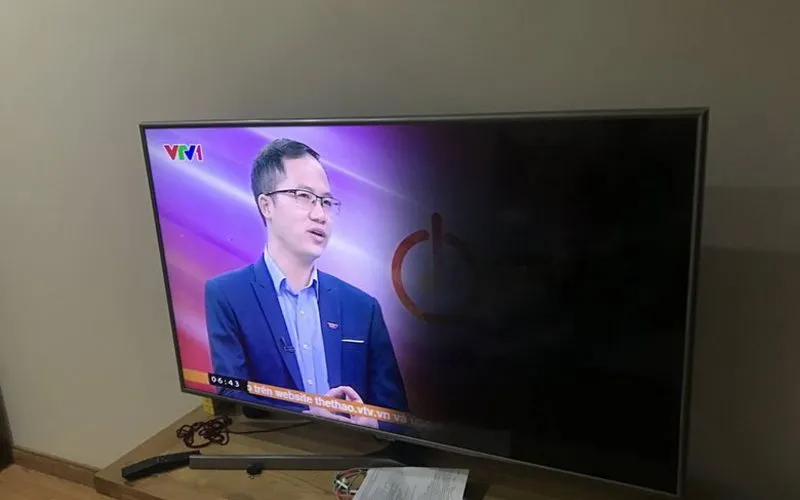 Hỏng đèn LED, việc thay màn hình tivi TCL bị vỡ là giải pháp tốt nhất