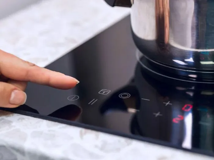 Mẹo vặt đơn giản giúp bạn tiết kiệm chi phí sửa chữa bếp điện