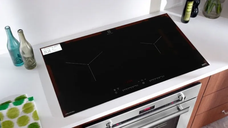 Bếp từ 1800W nấu nhanh cho gia đình đông người