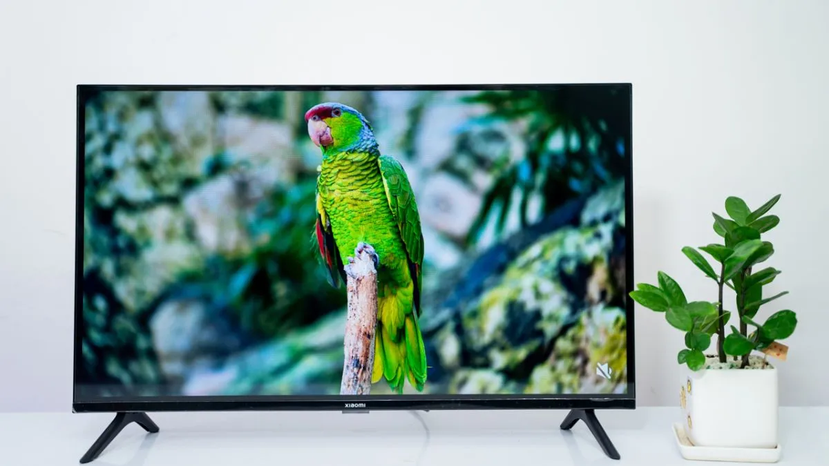Tivi Xiaomi A 32 inch HD với thiết kế khung kim loại sang trọng