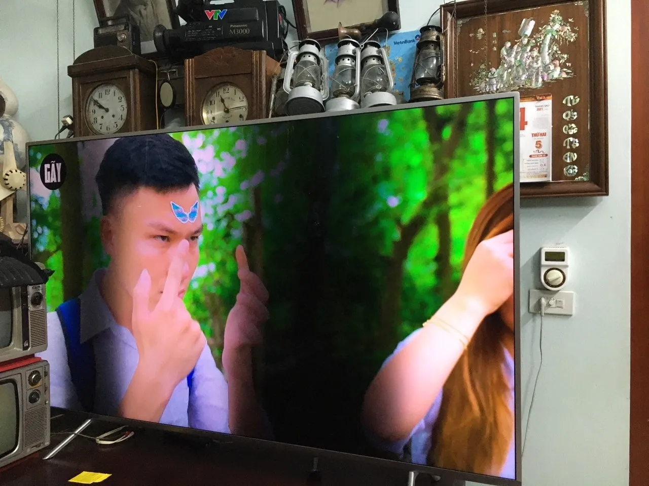 Màn hình tivi Sony bị tối vùng do cháy đèn LED