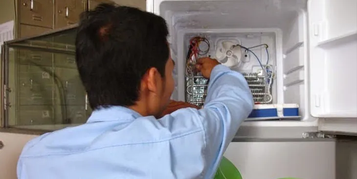 Quạt gió tủ lạnh bị hỏng