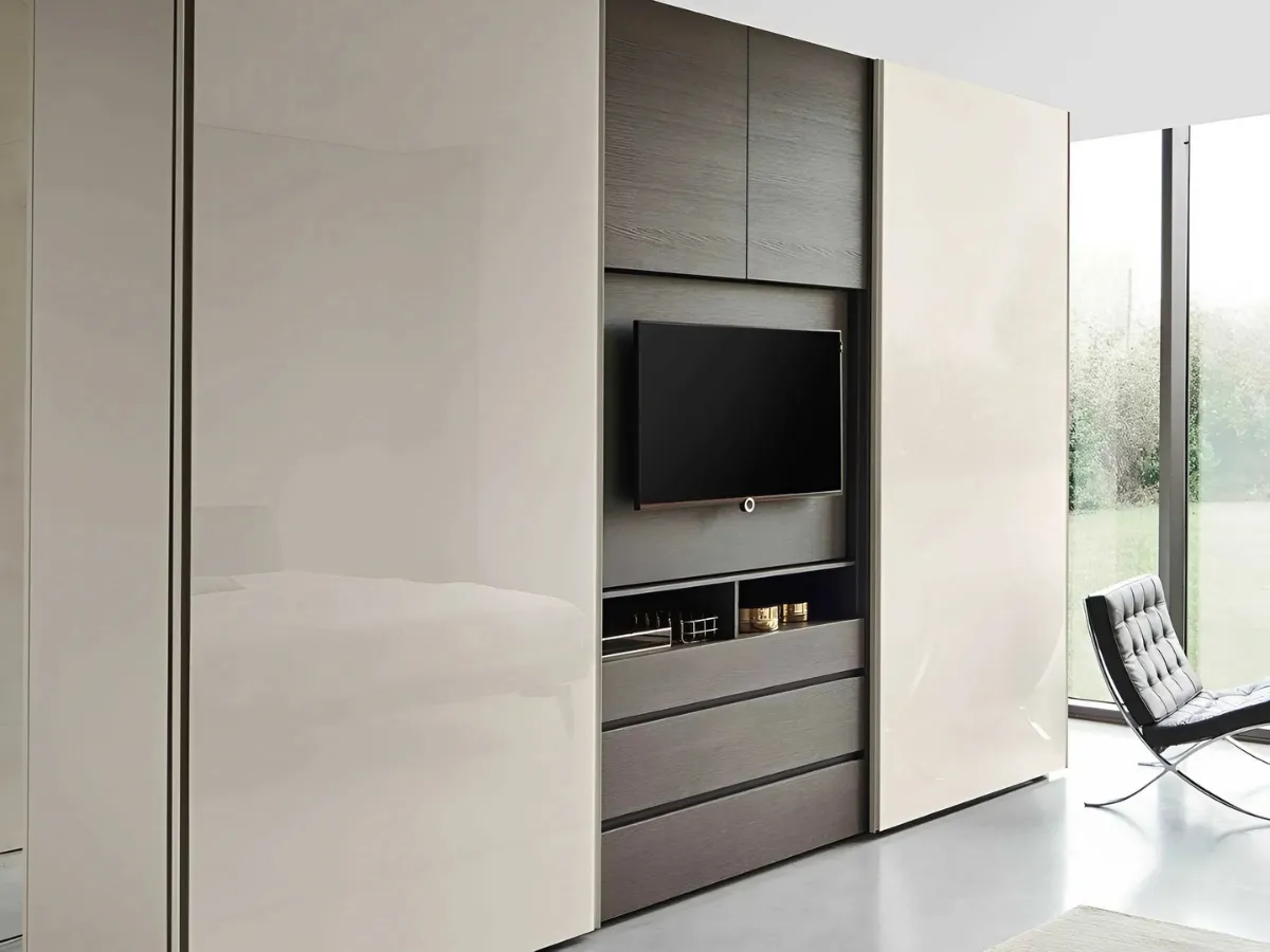 Tủ quần áo được thiết kế cửa lùa tinh tế (Nguồn: Sưu tầm)