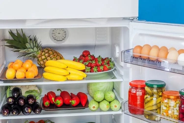 Tủ lạnh chảy nước ở ngăn mát 4