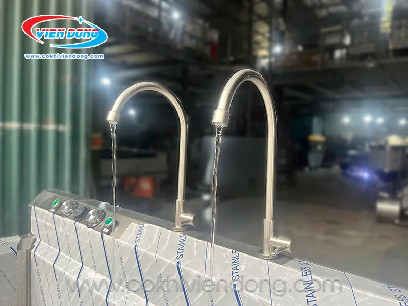 Quy trình xếp bát đĩa vào bồn rửa đúng cách